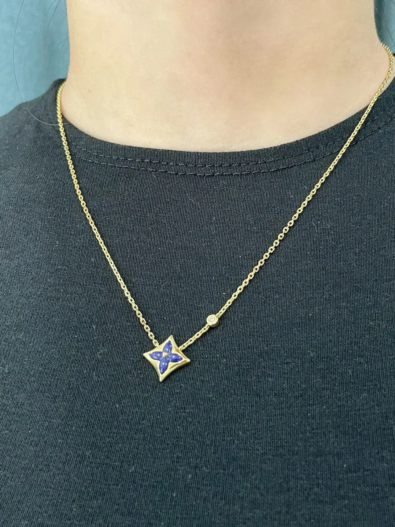 Louis Vuitton azul e dourado quatrofolha esmalte colar 8