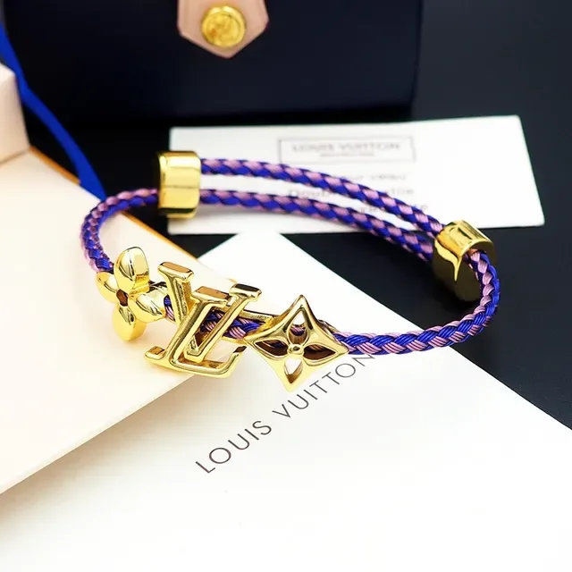 Pulsera Louis Vuitton de cordón textil trenzado azul rosa con hardware de monograma de tono dorado 2
