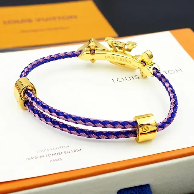 Pulsera Louis Vuitton de cordón textil trenzado azul rosa con hardware de monograma de tono dorado 5