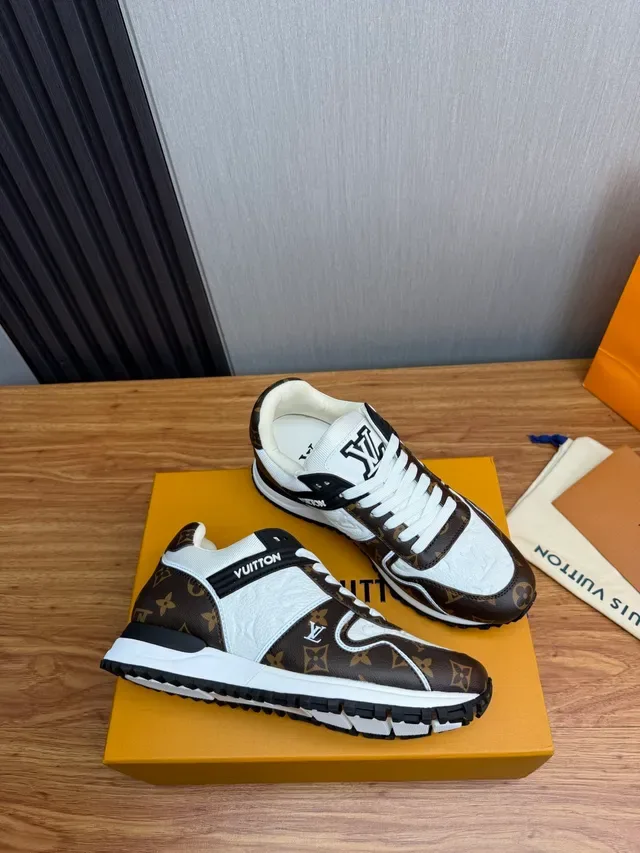 Louis Vuitton Sneakers Lifestyle Marron Blanc Monogramme Canvas Superpositions en Cuir 6