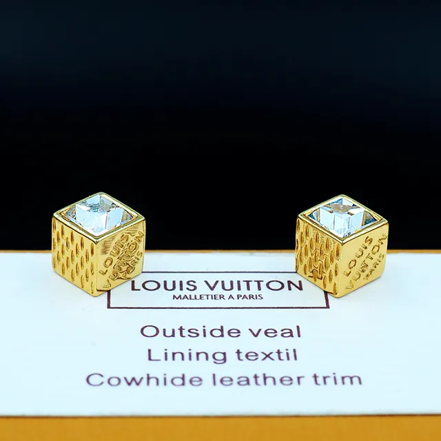 Louis Vuitton Cube Dourado Transparente Cúbico Facetado Cristal Brincos 14