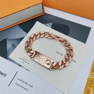 Louis Vuitton Pulsera Cadena Curb Grabada en Oro Rosa