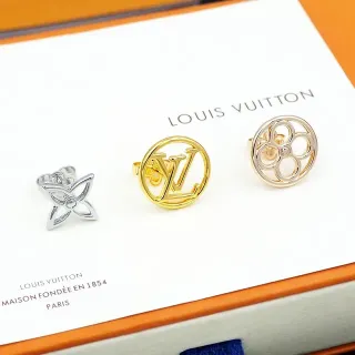 Louis Vuitton ফ্লোরাল এবং মোনোগ্রাম স্টাড ইয়ারিংস
