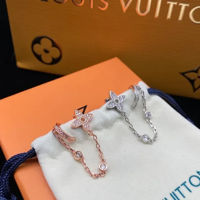 أقراط Louis Vuitton Motif Floral ذهب وردي سلسلة مكسوكة بالفصوص 4