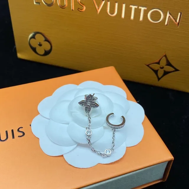 أقراط Louis Vuitton Motif Floral ذهب وردي سلسلة مكسوكة بالفصوص 8