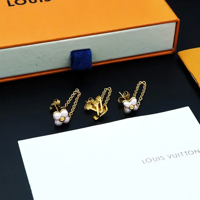 Louis Vuitton brincos de corrente com motivo floral em tom dourado 8