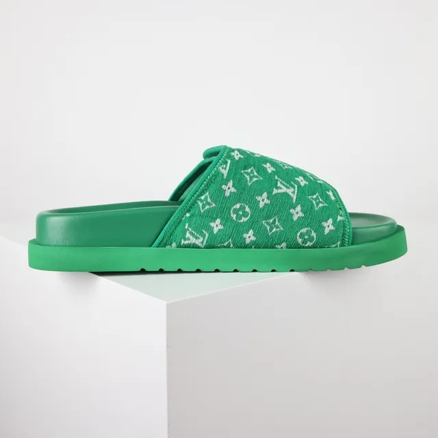 Louis Vuitton Green White Platform Sole Monogrammed Fabric Strap Slippers 7