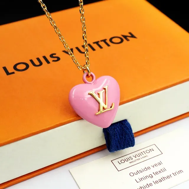 Louis Vuitton Pingente Coração Esmalte Rosa Dourado Colar 2
