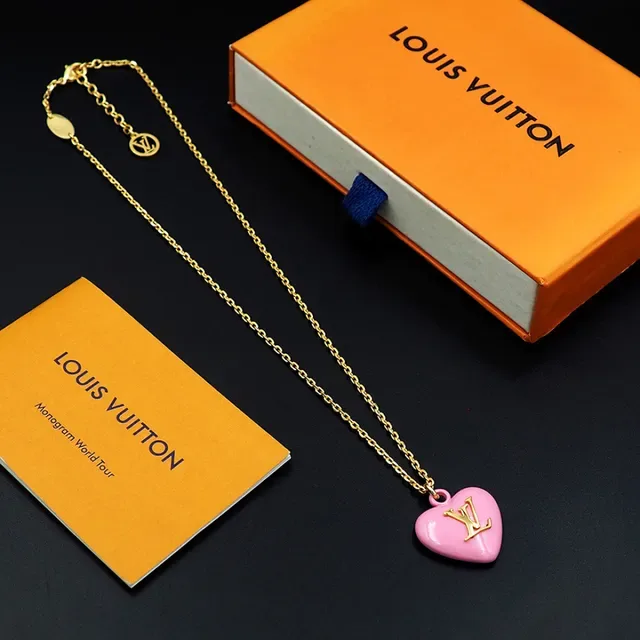Louis Vuitton Pingente Coração Esmalte Rosa Dourado Colar 10