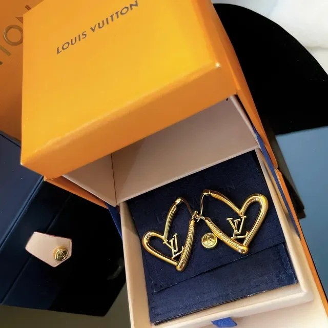 Louis Vuitton Heart-Shaped Monogram Hoop Earrings 8