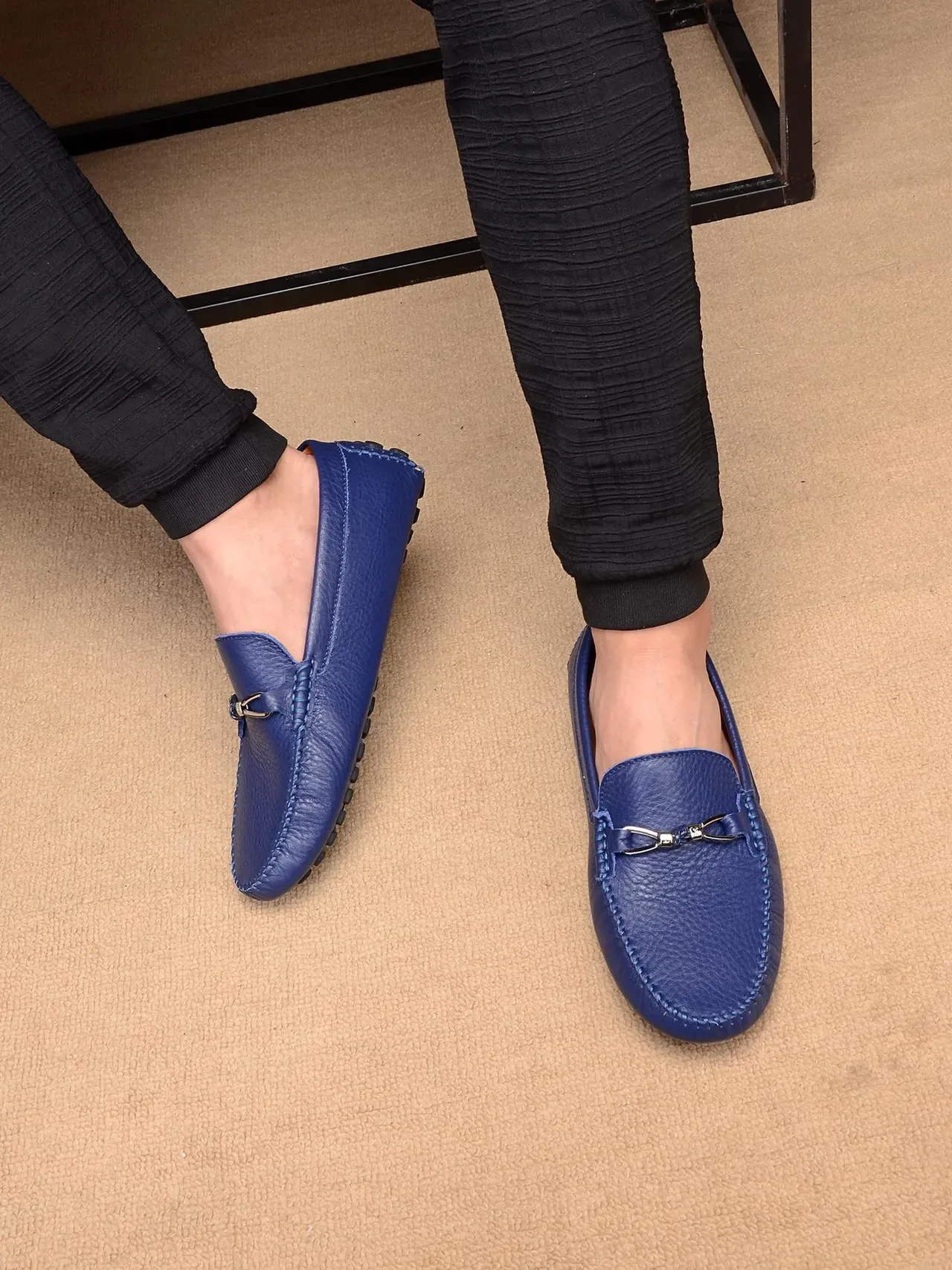 Louis Vuitton Horsebit 1955 Mocassins en cuir bleu pebble 2