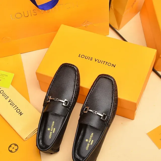 Louis Vuitton Horsebit Loafer Black Textured Leather Slip-On Loafers 3