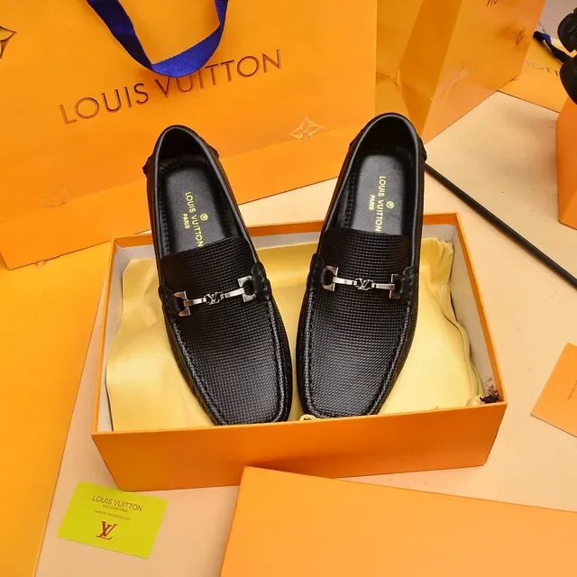 Louis Vuitton Horsebit Loafer Black Textured Leather Slip-On Loafers 9