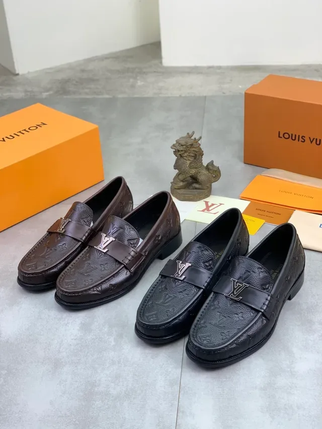 路易威登 棕黑 压花皮革金属LV扣带乐福鞋 2