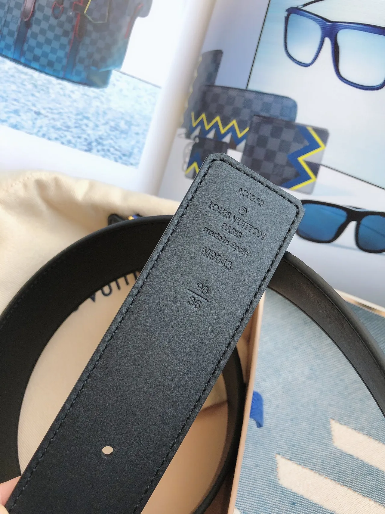 Louis Vuitton LV Initiales নেভি মনোগ্রাম চামড়ার বেল্ট 3