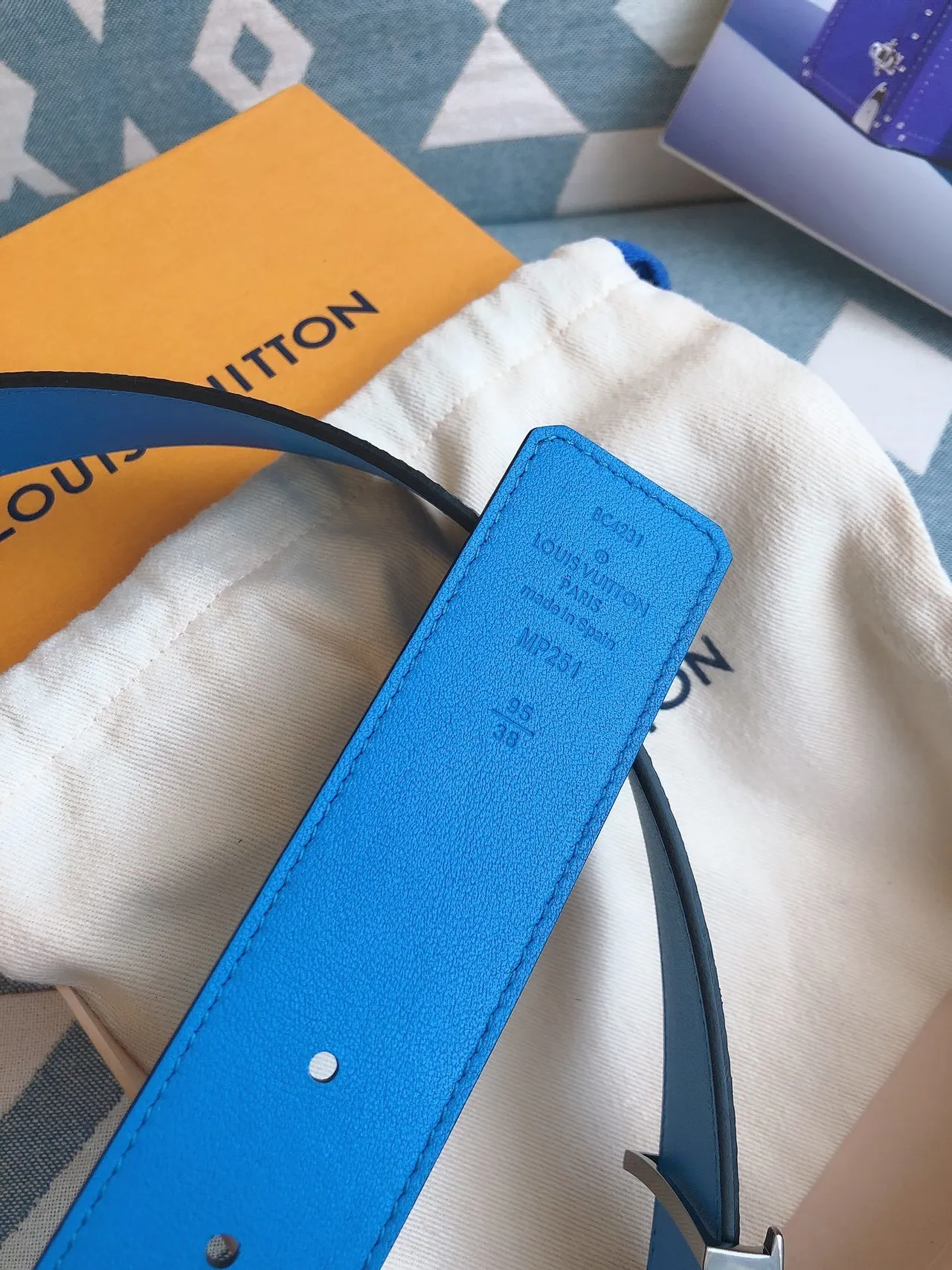 Louis Vuitton LV Initiales বিপরীতমুখী মনোগ্রাম চামড়ার বেল্ট 3