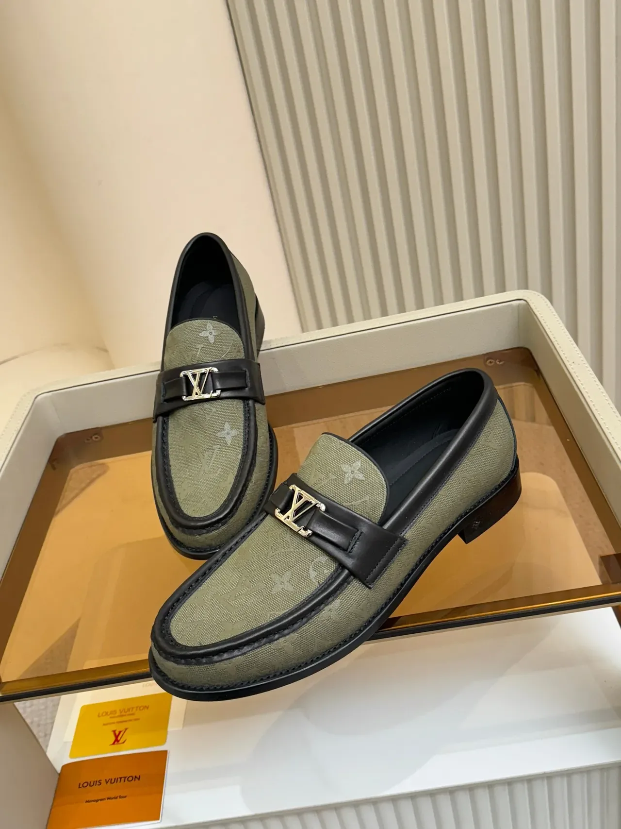 Louis Vuitton LV موسين أخضر زيتوني Monogram كانفاس 4