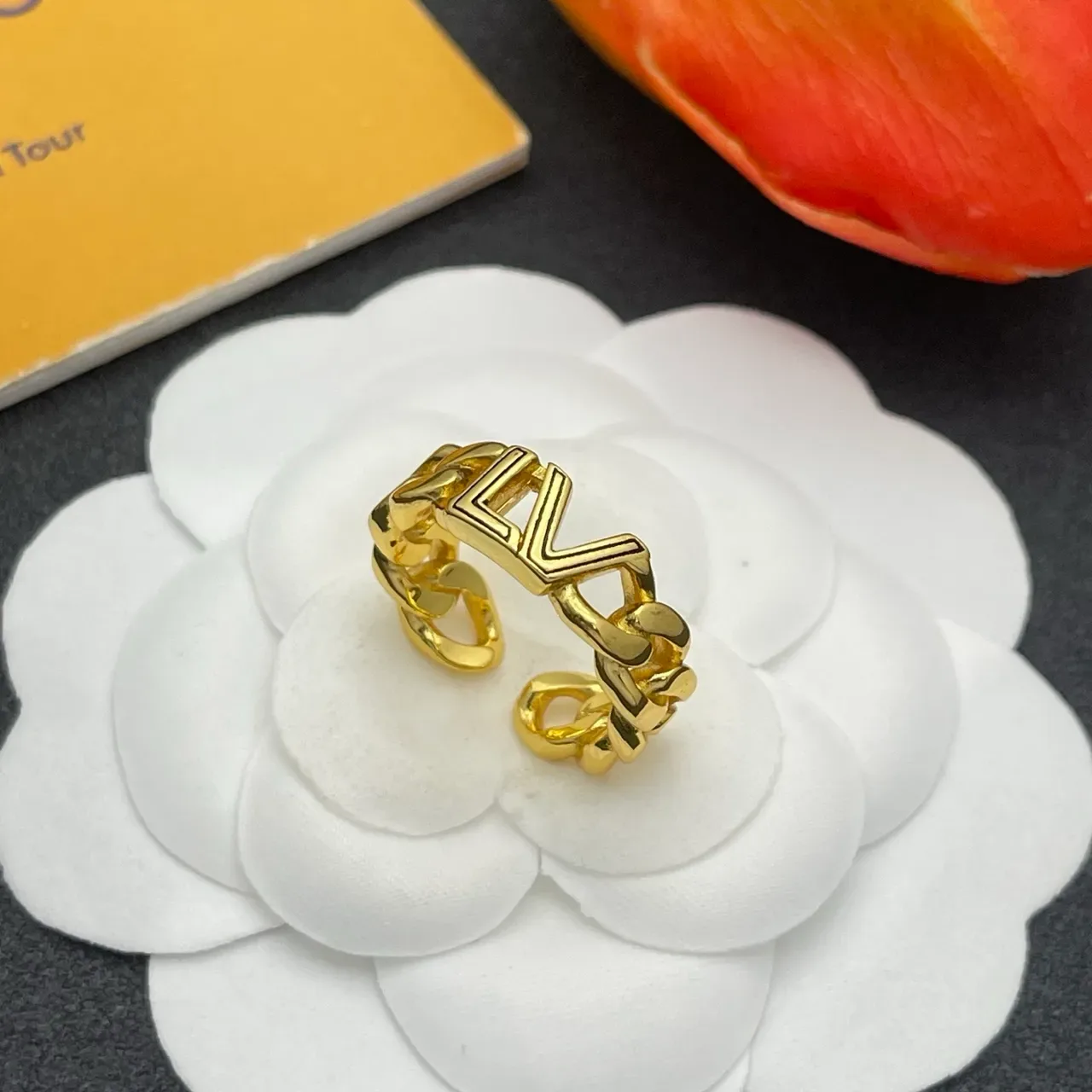Louis Vuitton LV Monogram Chain Link Gold Ring 6