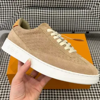 Louis Vuitton LV Trainer Tênis Lifestyle Bege Branco Monogram Camurça Low-Top