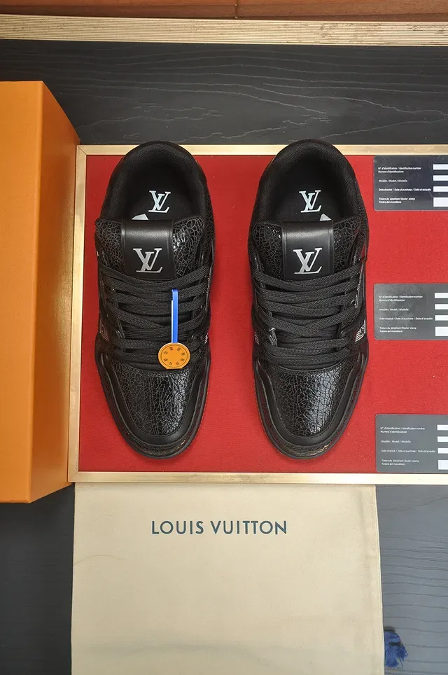 Louis Vuitton LV Trainer Negro Marrón Cuero Crackle Suela de Goma Sneakers Lifestyle 5