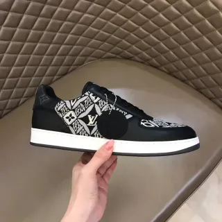 Louis Vuitton LV Trainer Negro Blanco Monogram-Print Textil Cuero liso Sneakers lifestyle