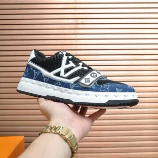 Louis Vuitton LV Trainer Azul Branco Denim Monogram Fecho de correa superior Sneakers lifestyle