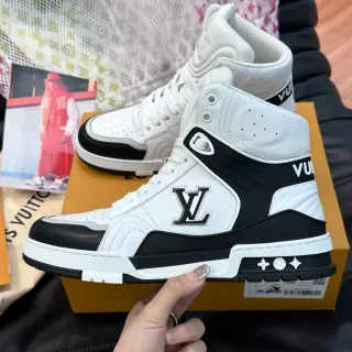 Louis Vuitton LV Trainer Zapatillas Lifestyle Blancas y Negras High-Top Monogram