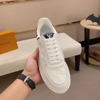 Louis Vuitton LV Trainer Zapatos Lifestyle Blancos y Negros Lona Quilted Monogram Low-Top
