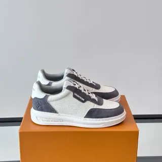 Louis Vuitton LV Trainer Blanco Gris Malla Perforada Solapas de Ante Lifestyle Sneakers