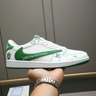 Louis Vuitton LV Trainer Blanco Verde Mesh Y Cuero Upper Monogram Shield Logos Lifestyle Sneakers