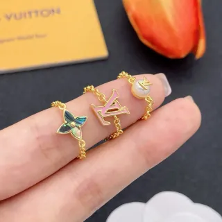 路易威登 Monogram 和花朵图案 金色链条戒指