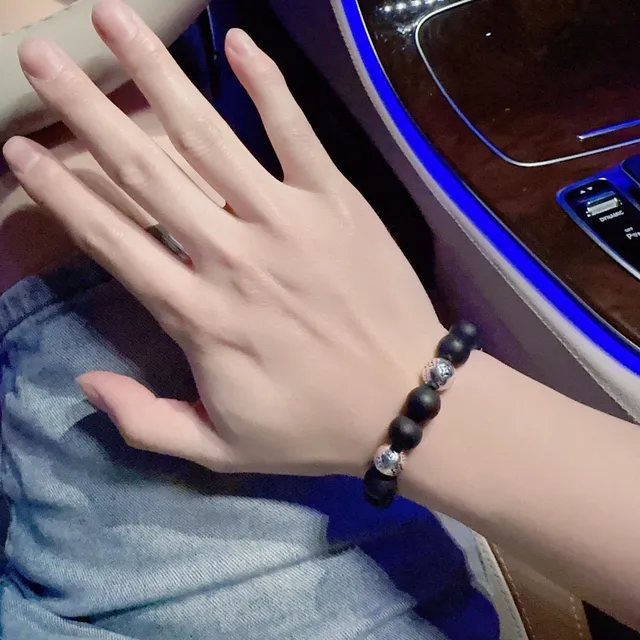 Louis Vuitton Monogram Beads Bracelet bracelets noirs et argentés 2