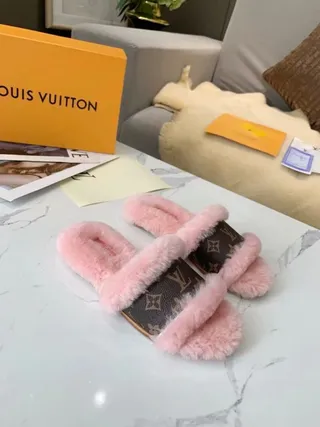Louis Vuitton মোনোগ্রাম ক্যানভাস গোলাপি শিয়ারলিং বুটি 5