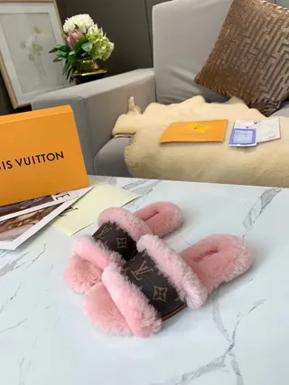 Louis Vuitton মোনোগ্রাম ক্যানভাস গোলাপি শিয়ারলিং বুটি 8