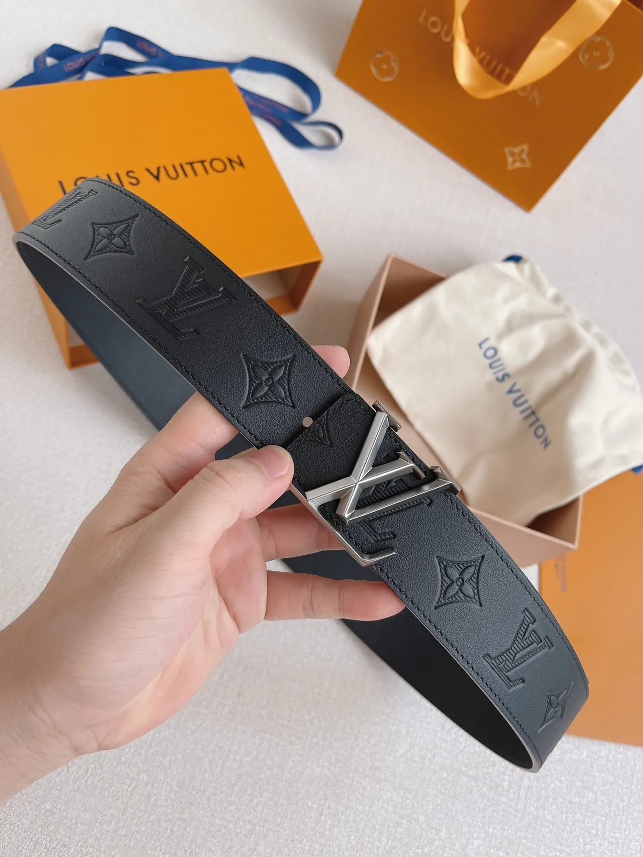 Louis Vuitton Monogram Empreinte 黑色银色皮革腰带 3