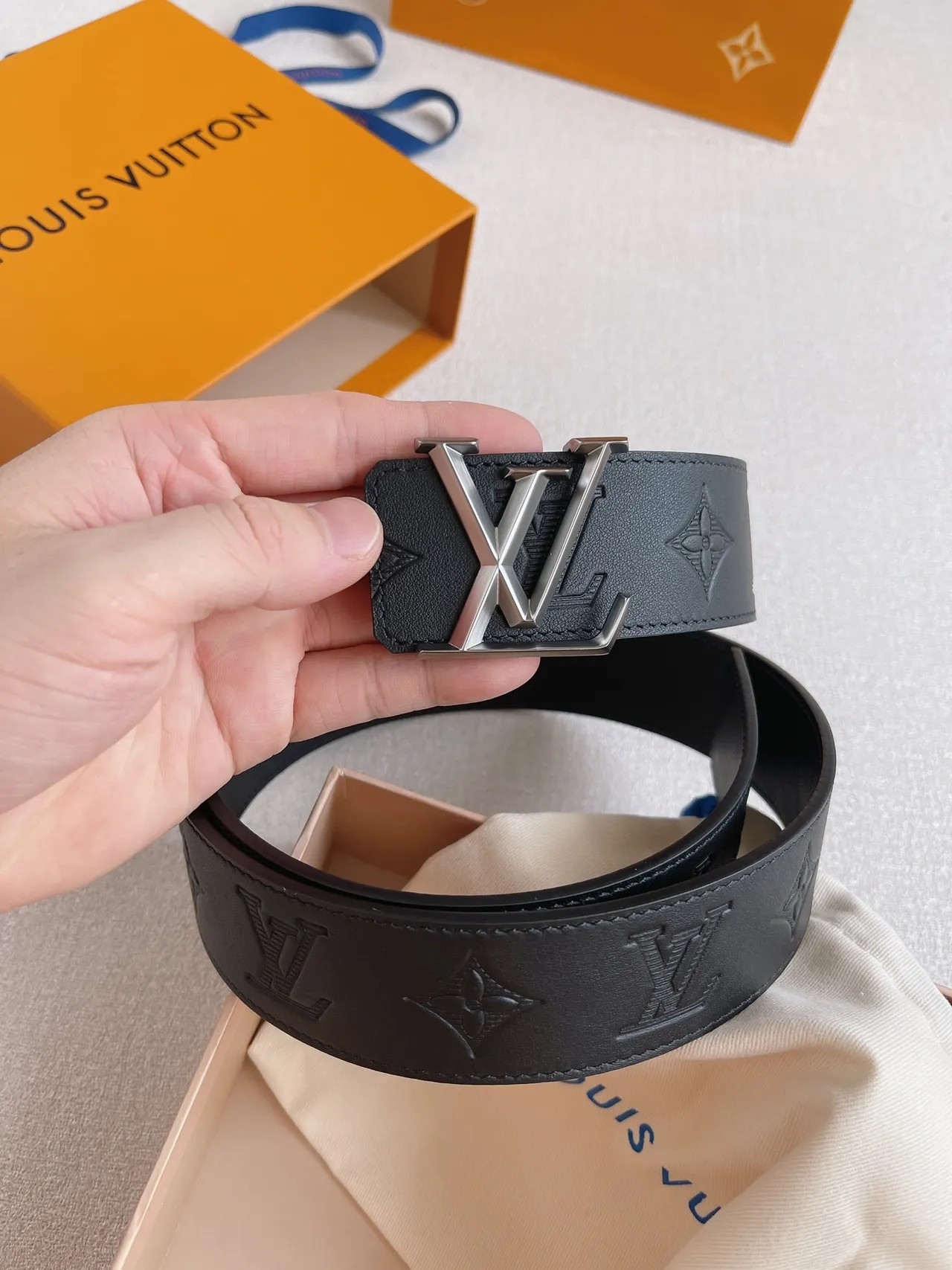 Louis Vuitton Monogram Empreinte 黑色银色皮革腰带 6