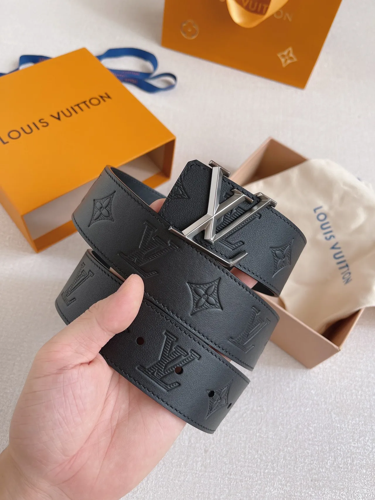 Louis Vuitton Monogram Empreinte 黑色银色皮革腰带 7
