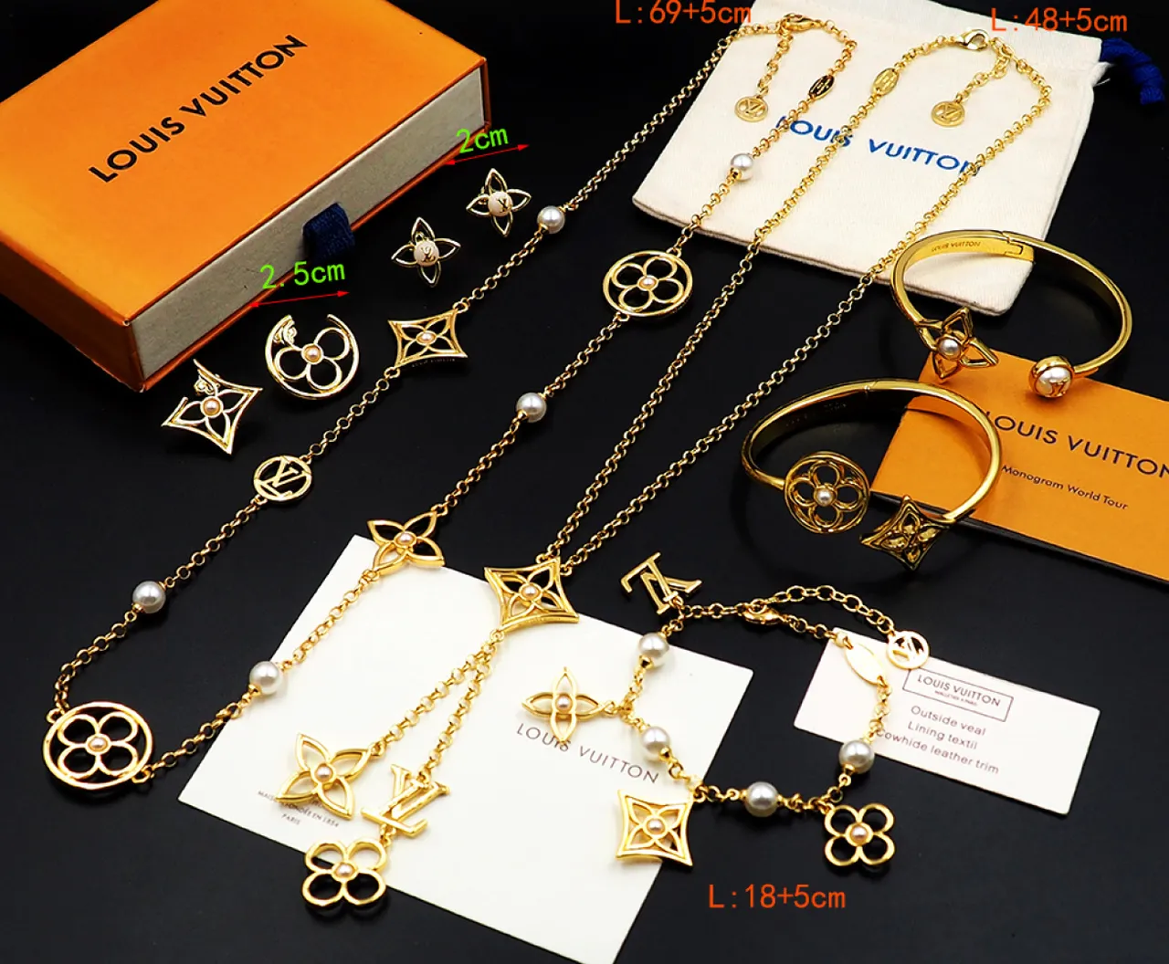 Louis Vuitton ফ্লাওয়ার মনোগ্রাম এবং ড্যামিয়ার কোয়াট্রেফয়েল ওপেন ব্যাঙ্গেল ব্রেসলেট 5