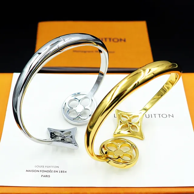 Louis Vuitton ফ্লাওয়ার মনোগ্রাম এবং ড্যামিয়ার কোয়াট্রেফয়েল ওপেন ব্যাঙ্গেল ব্রেসলেট 8