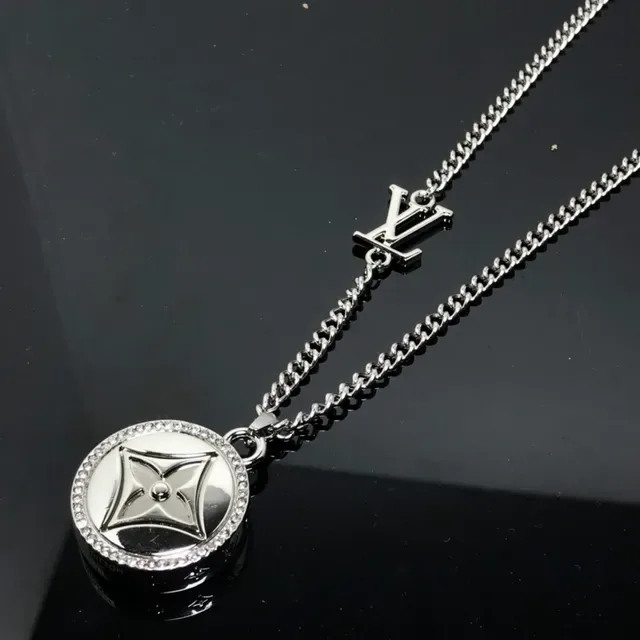 Louis Vuitton Monogram Flower Crystal-Paved Pendant Necklace 3