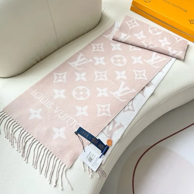 Louis Vuitton Monogram Flor Bufanda de Cachemira Rosa 7