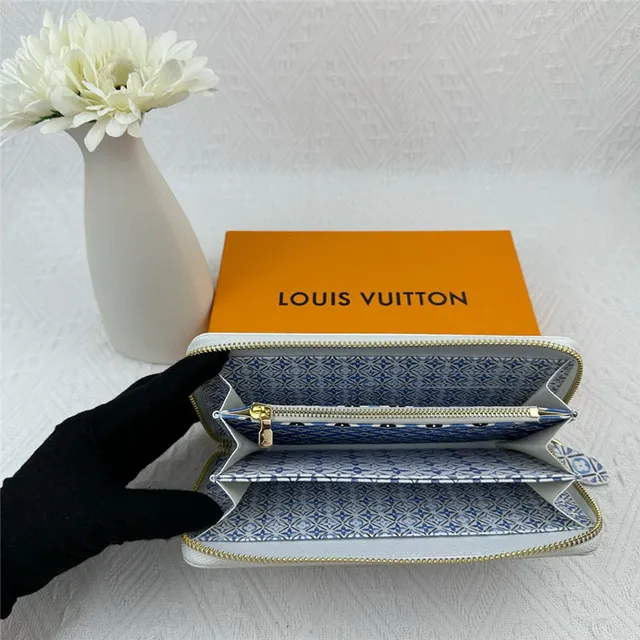 Louis Vuitton monograma flor carteira longa branca azul roxa 10