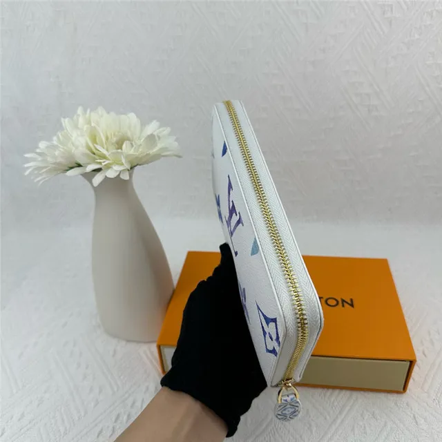 Louis Vuitton monograma flor carteira longa branca azul roxa 11