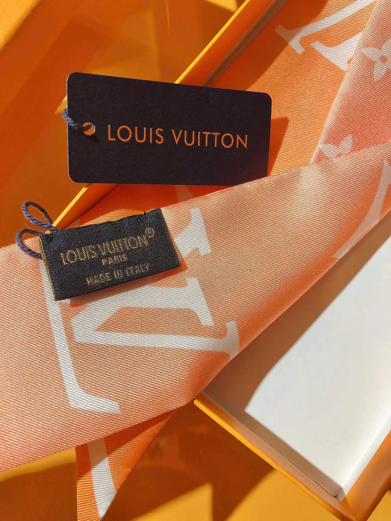 Louis Vuitton Monogram Cachecol de seda laranja rosa 6