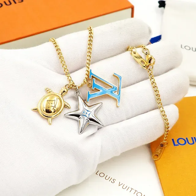 Collier Louis Vuitton Multi-Charm Émaillé et Or Ton 4