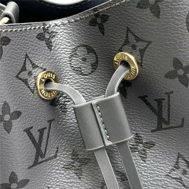 Bolso Bucket Louis Vuitton Nano Noé Monogram Eclipse Negro 6