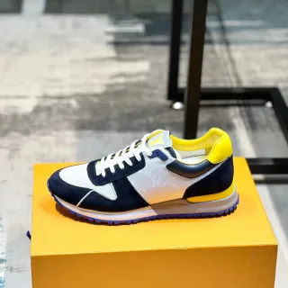 Louis Vuitton Zapatillas lifestyle Navy Yellow Multi-Panel Suede y Mesh parte superior embossed monogram lateral