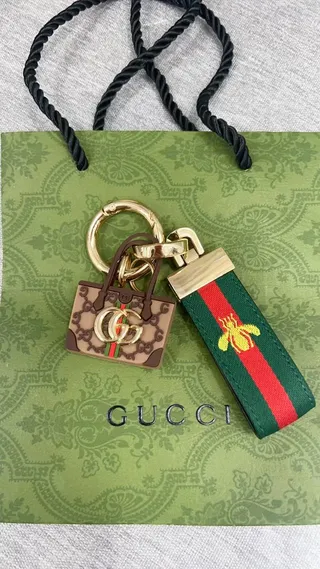 Louis Vuitton Sac à main en cuir avec ferrures rose doré monogrammé 4