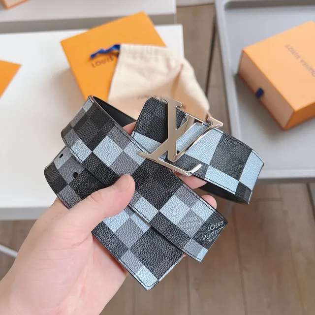Louis Vuitton حزام قابل للعكس أسود أزرق ميرلين Damier Azur حزام جلد 2