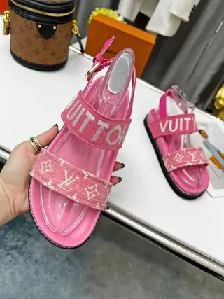 Louis Vuitton Run Away गुलाबी Logo और Monogram कैजुअल सैंडल्स 7
